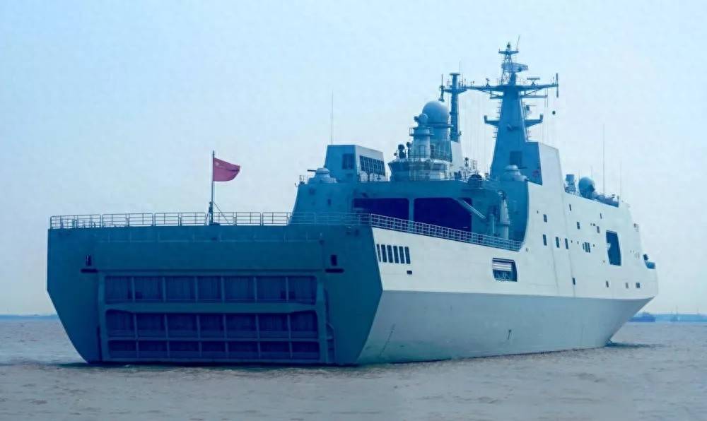 中國海軍新型艦載激光武器登場，發(fā)射功率影響用途的廣泛性