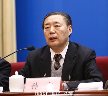 省人大代表、楚天激光集團(tuán)董事長孫文